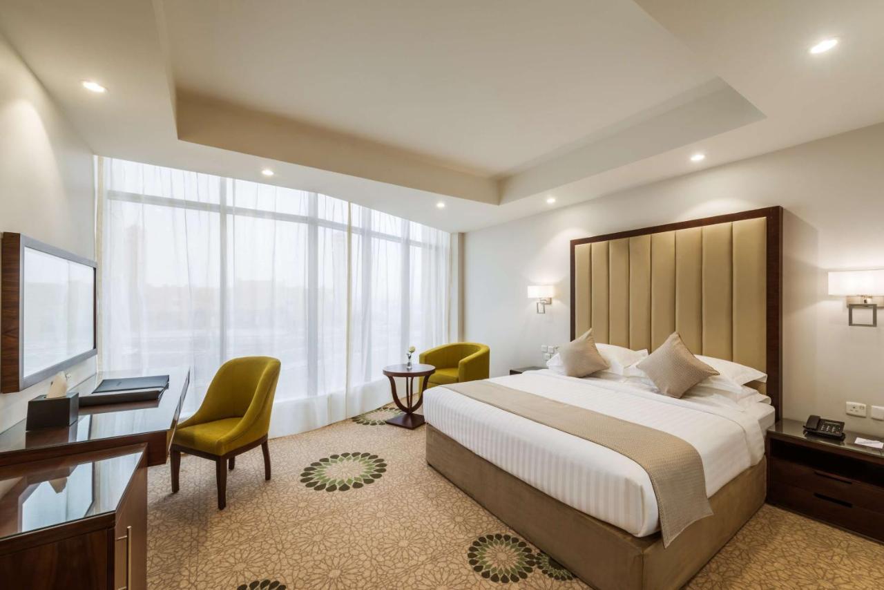 Best Western Plus Al Qurayyat City Center Exterior foto