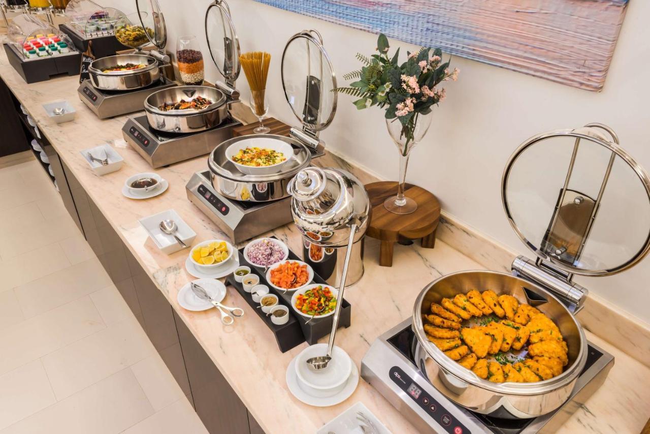 Best Western Plus Al Qurayyat City Center Exterior foto