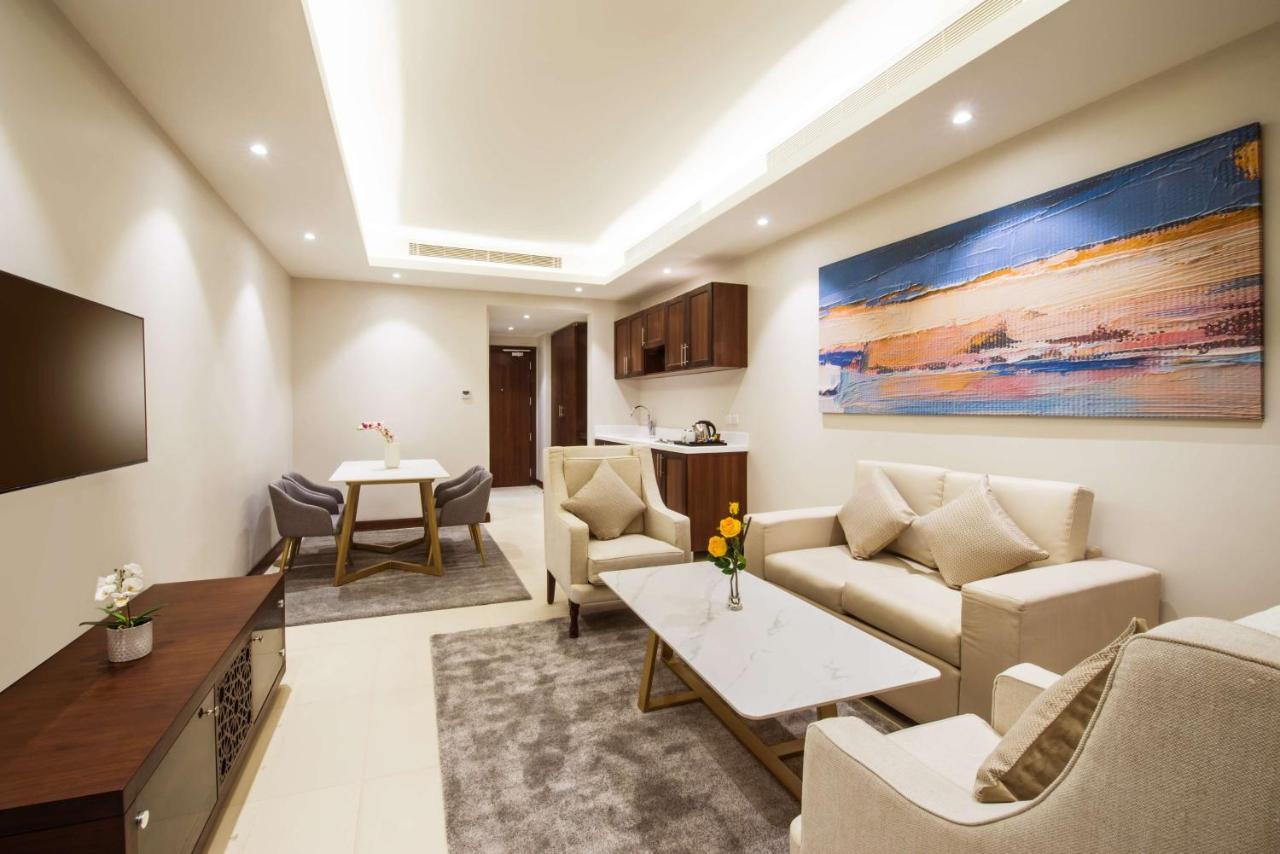 Best Western Plus Al Qurayyat City Center Exterior foto