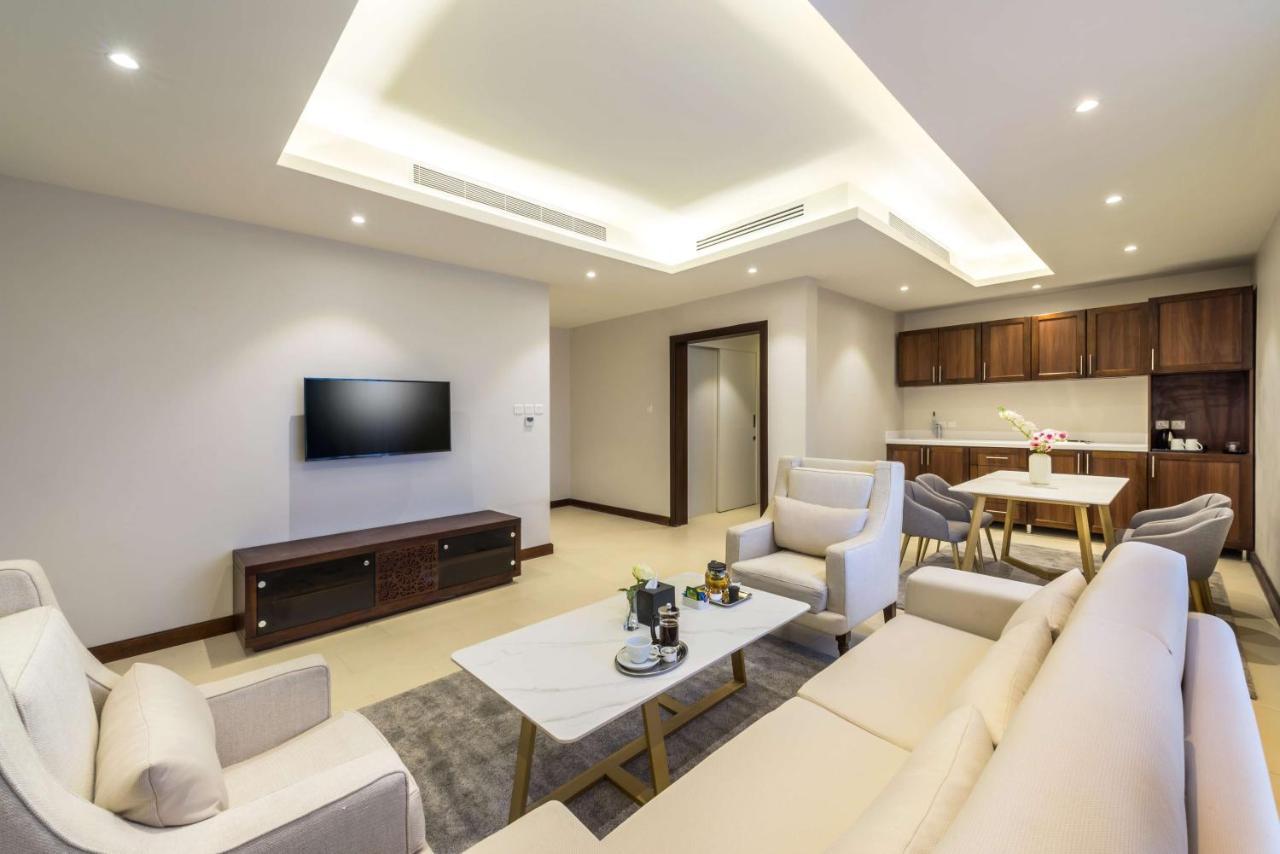 Best Western Plus Al Qurayyat City Center Exterior foto