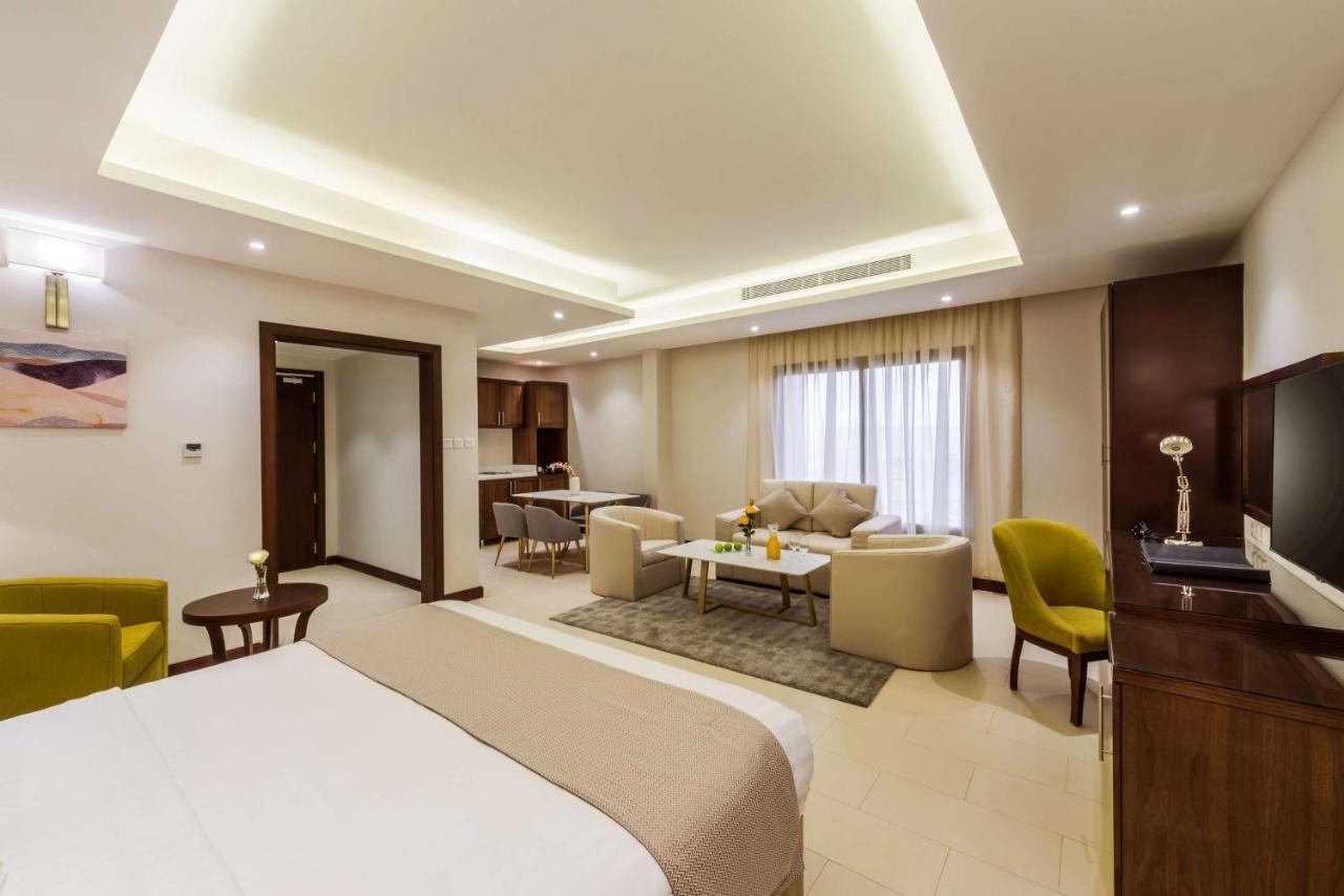 Best Western Plus Al Qurayyat City Center Exterior foto