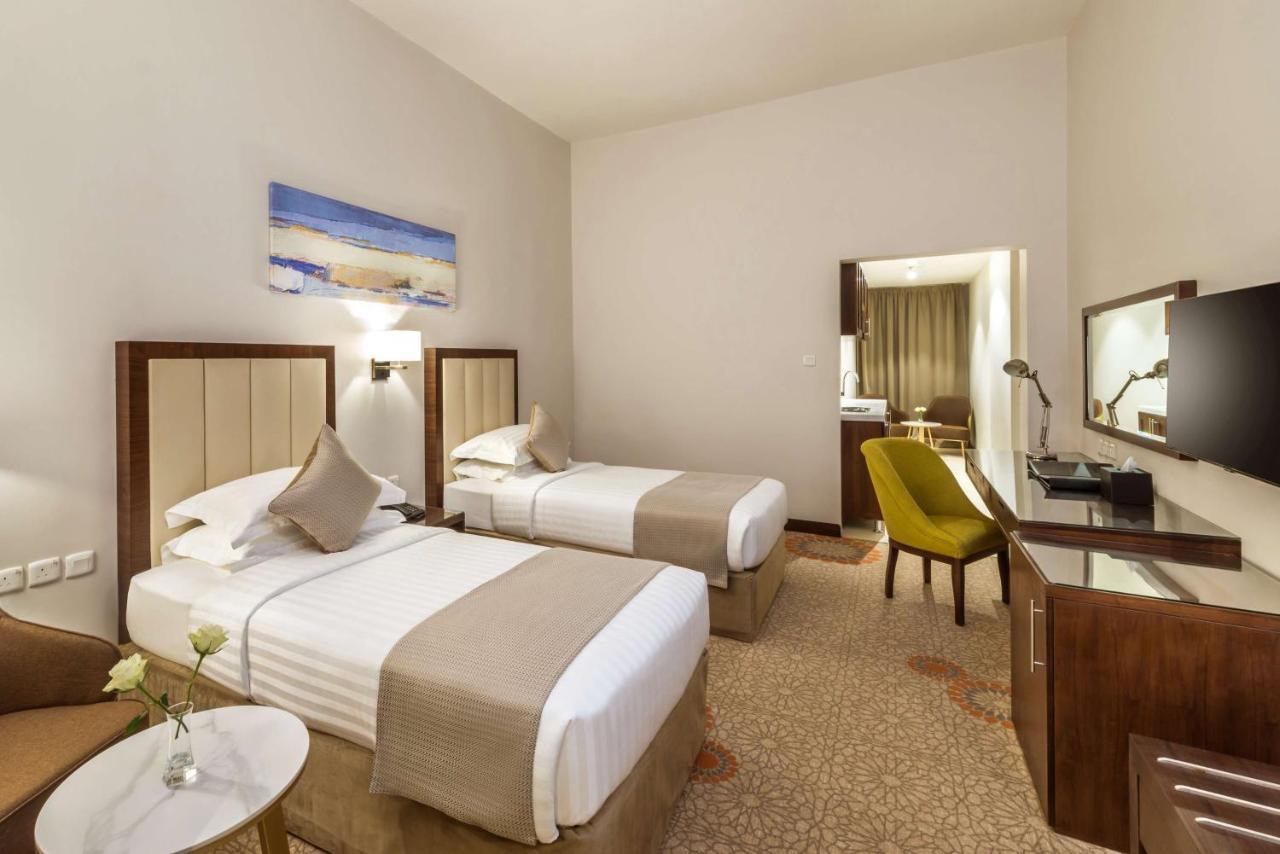 Best Western Plus Al Qurayyat City Center Exterior foto